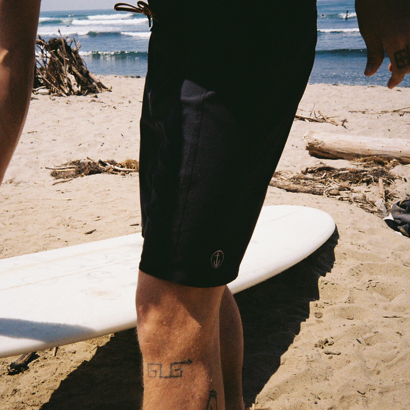 Keyhole Solid Boardshort - Black